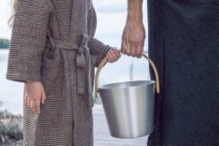 Rento Badjas Kenno Kinderen S/M – Zwart/beige -Zwembadbenodigdheden Winkel 6ba9495cbfdaccbde30073ebb8cc8c99f70845e8ba9cd9c9476796a7cc0a452e 1